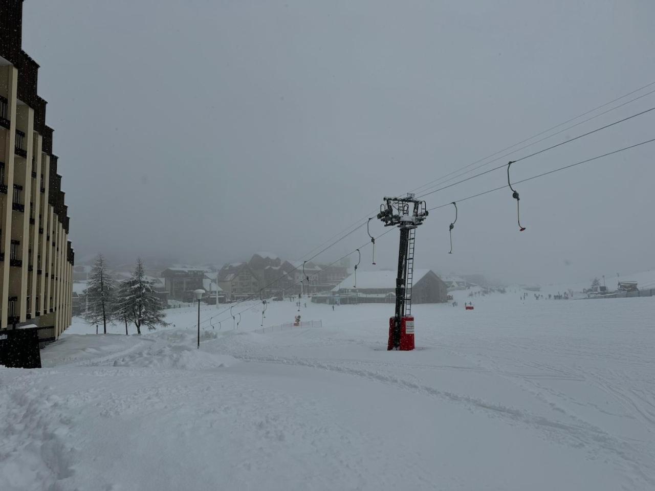 Les Chalmettes 4 Personnes Au Pied Des Pistes Wifi - Balcon - Parking * Montgenèvre