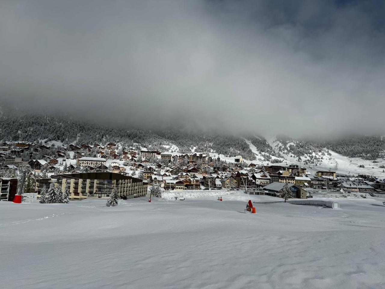 Les Chalmettes 4 Personnes Au Pied Des Pistes Wifi - Balcon - Parking Appartement