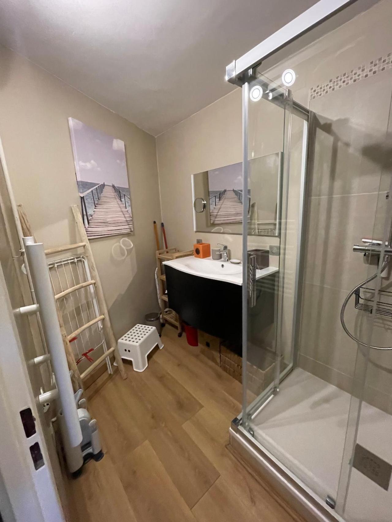 Appartement Les Chalmettes 4 Personnes Au Pied Des Pistes Wifi - Balcon - Parking