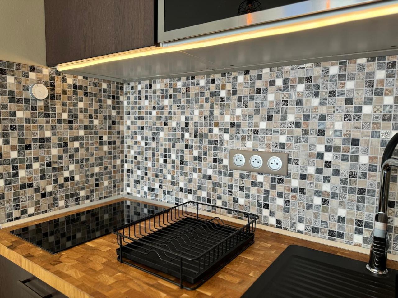 Appartement Les Chalmettes 4 Personnes Au Pied Des Pistes Wifi - Balcon - Parking *