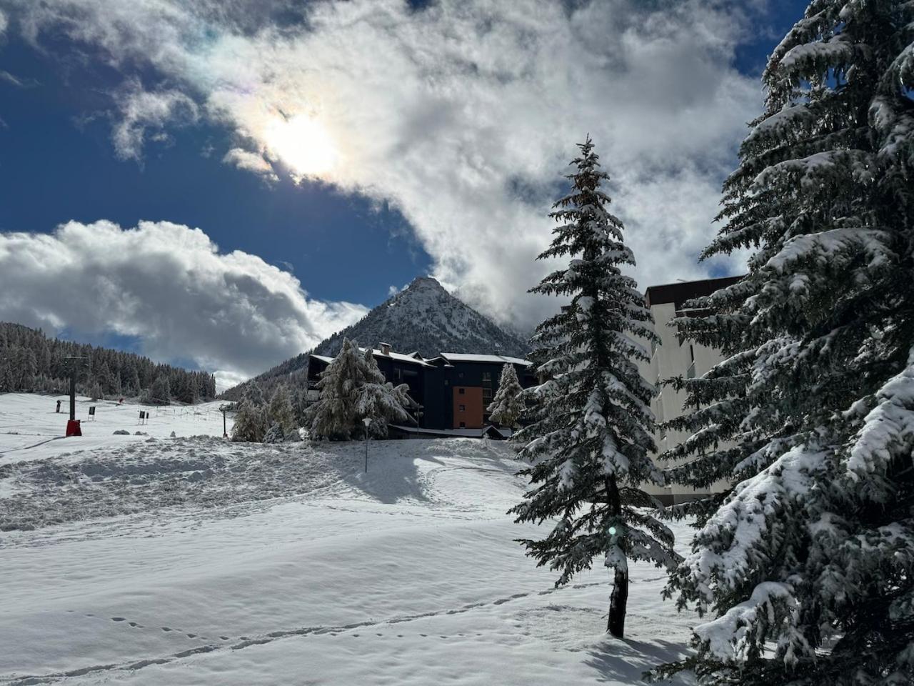 Appartement Les Chalmettes 4 Personnes Au Pied Des Pistes Wifi - Balcon - Parking Montgenèvre